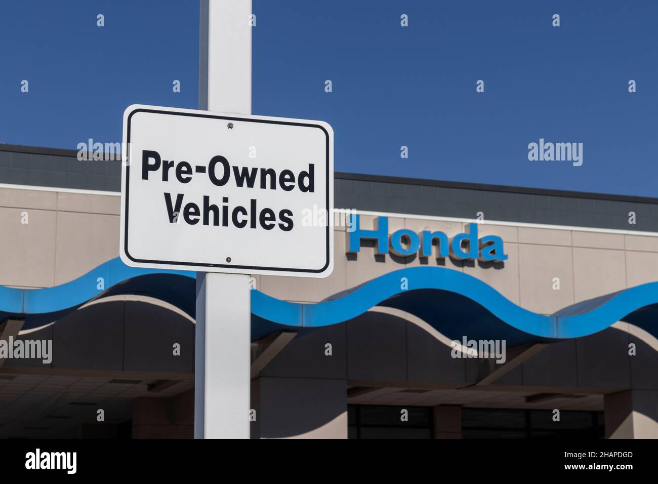 Pre automobile hires stock photography and images Alamy