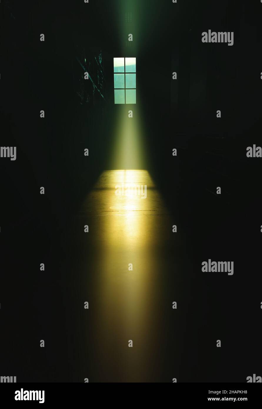 Computer Light Through Window Light glowing through window hi-res stock photography and images - Alamy