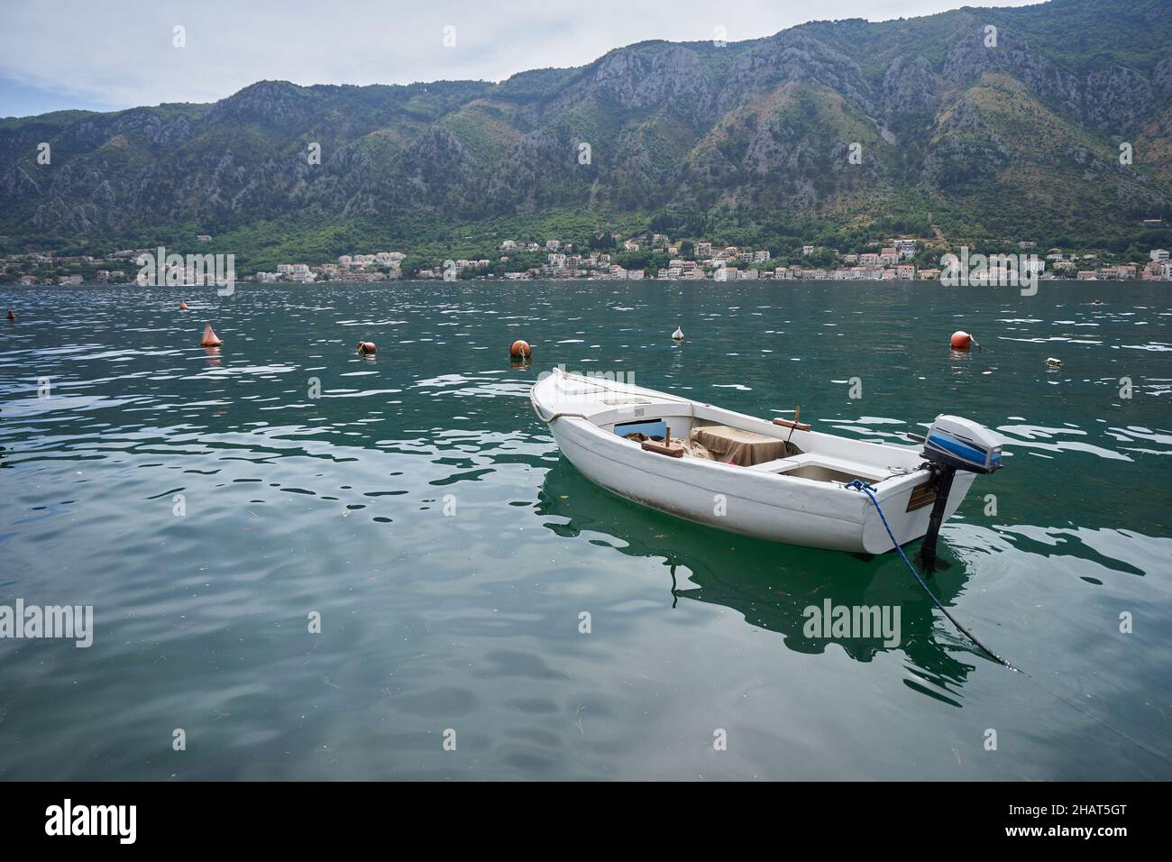 Boat sea against mountains hi-res stock photography and images - Alamy