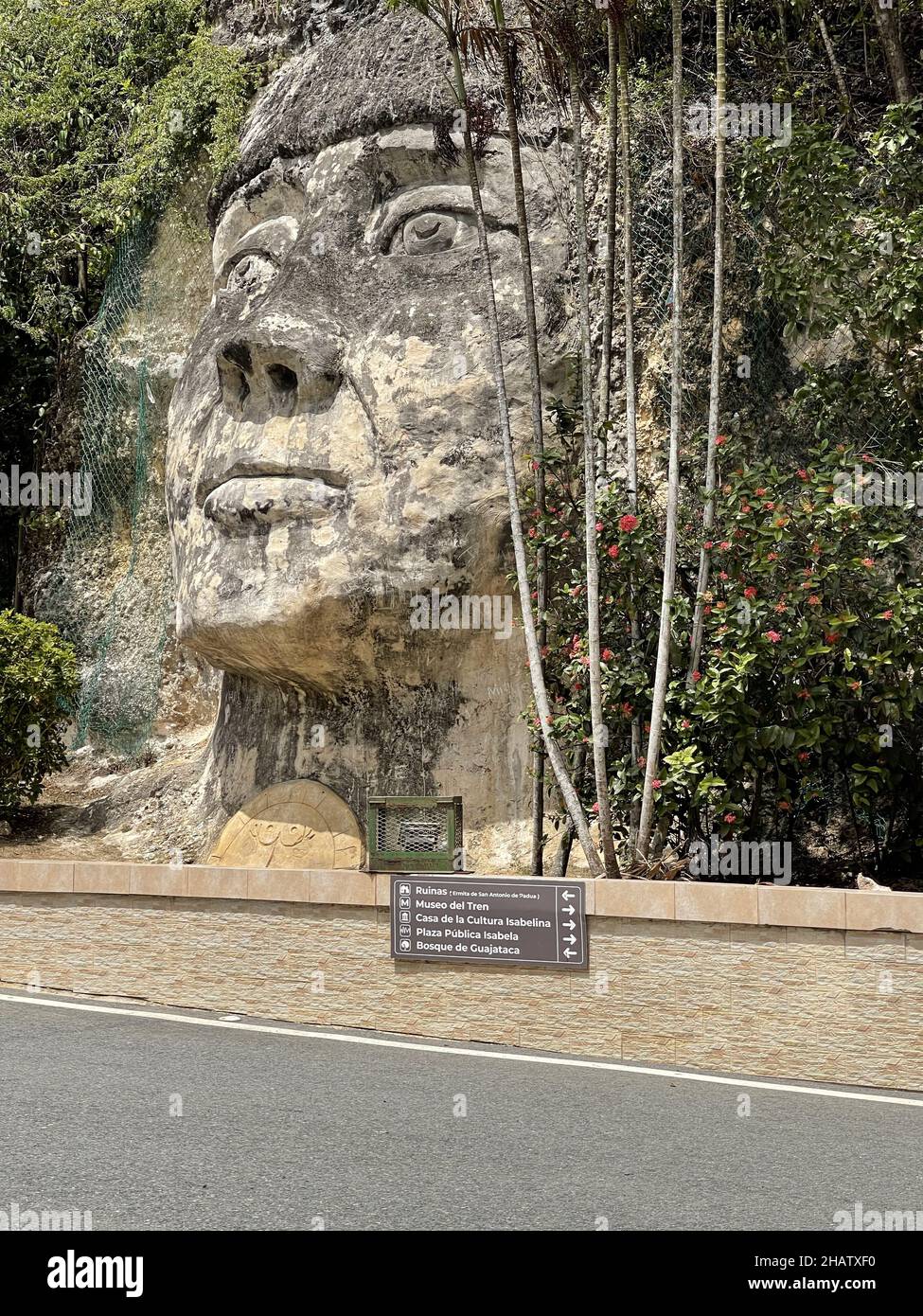 Taino sculpture hi-res stock photography and images - Alamy