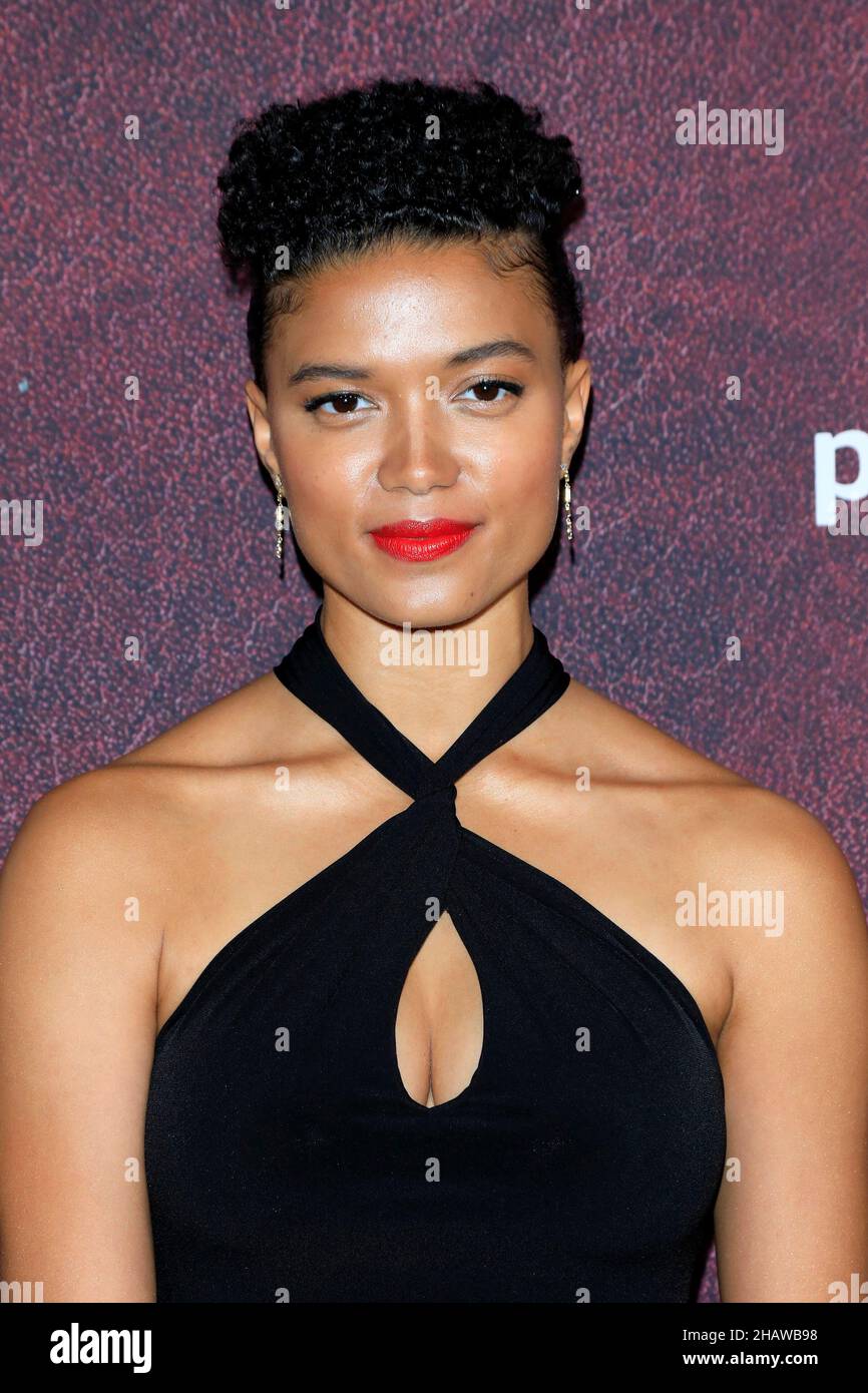 Los Angeles, USA. 12th Dec, 2021. Briana Middleton at The Tender Bar