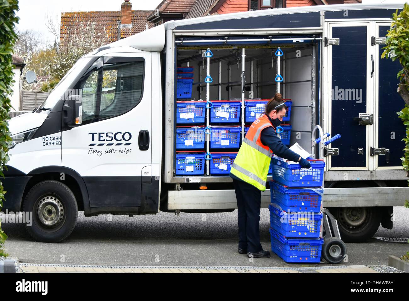 Tesco delivery woman hires stock photography and images Alamy