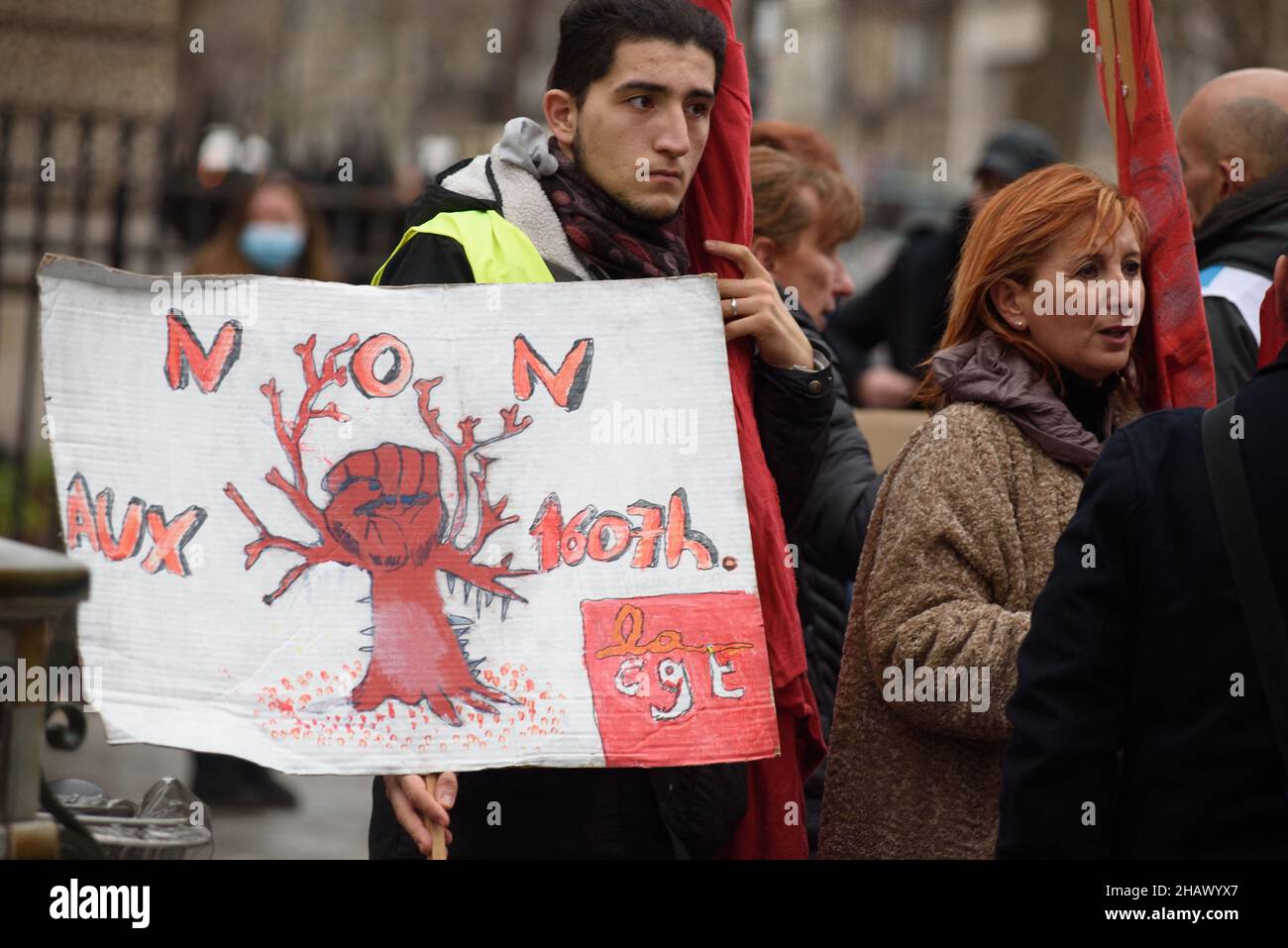 School animators demonstrate to protest against better working ...