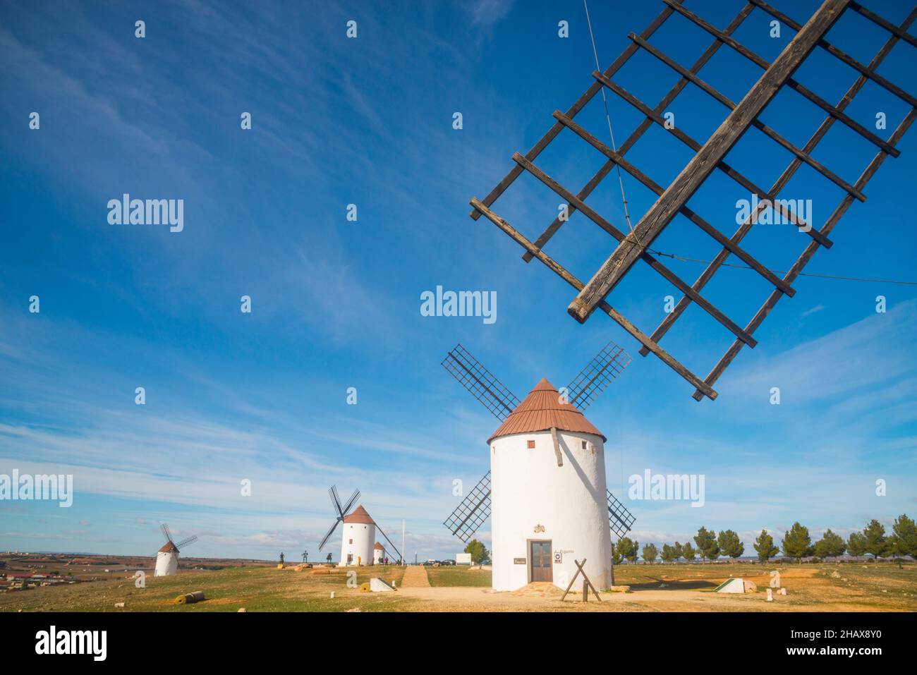 Windmills. Mota del Cuervo, Cuenca province, Castilla La Mancha, Spain. Stock Photo