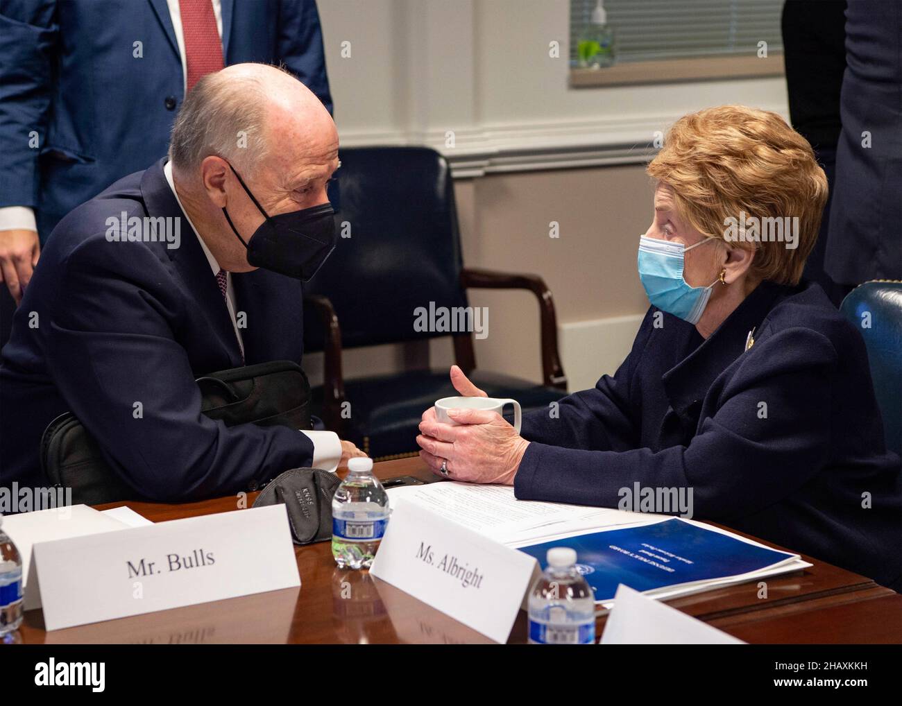 Arlington, United States Of America. 15th Dec, 2021. Arlington, United States of America. 15 December, 2021. Former U.S. Secretary of State, Madeleine Albright, right, greets Thomas E. Donilon, Chairman of the BlackRock Investment Institute, before the start of the Defense Policy Board meeting at the Pentagon, December 15, 2021 in Arlington, Virginia. Credit: PO1 Zachary Wheeler/DOD/Alamy Live News Stock Photo