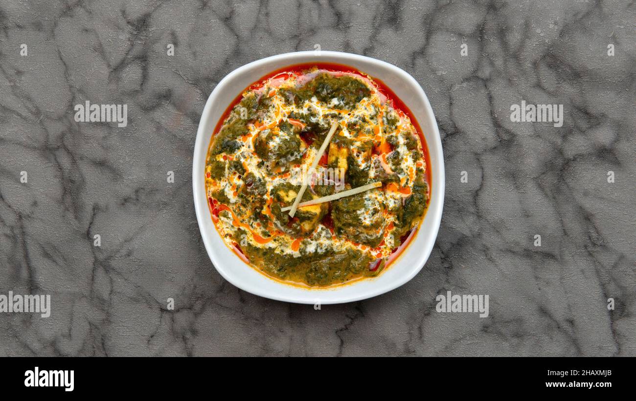 Paneer & spinach Indian food Stock Photo - Alamy