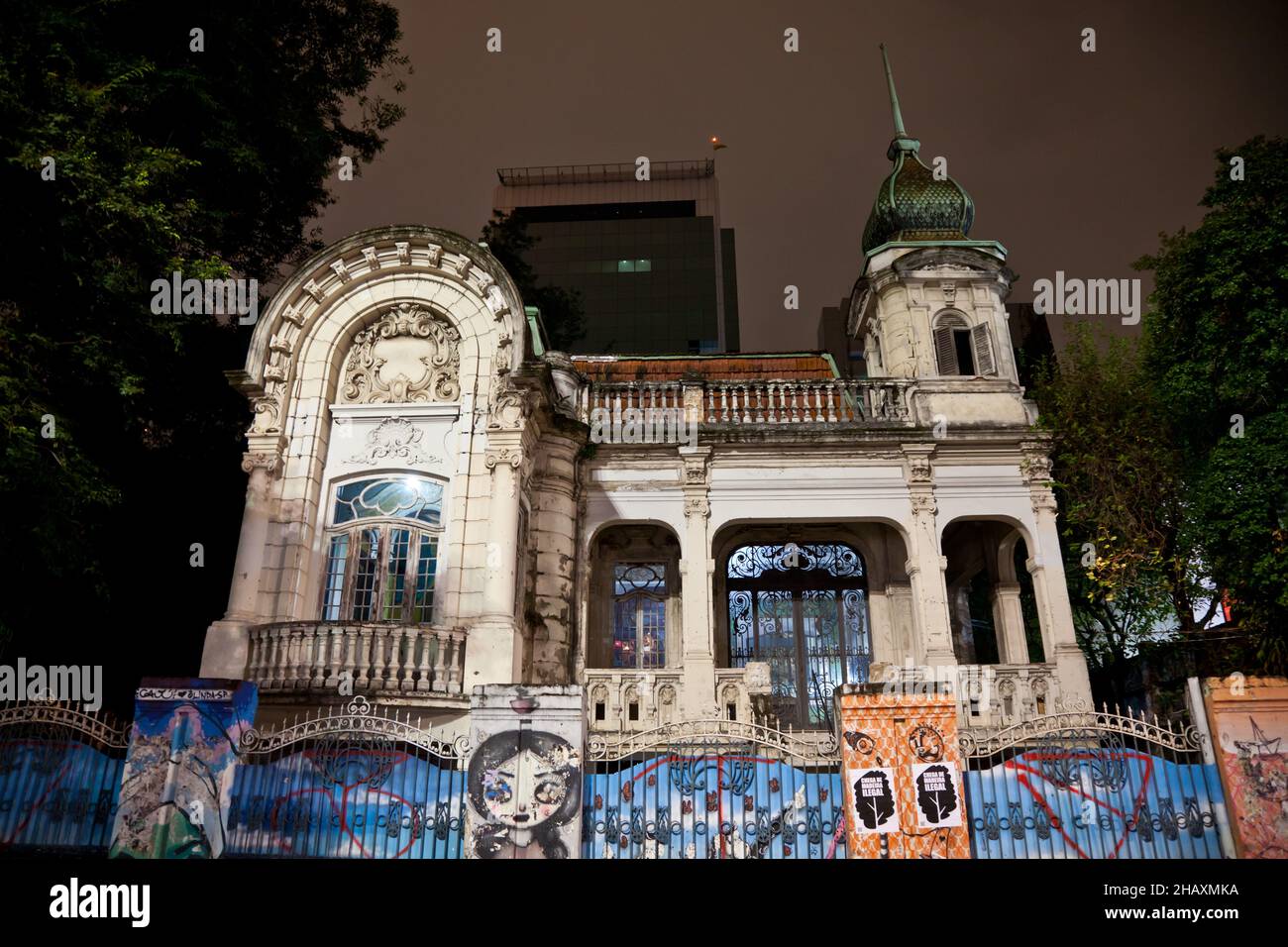 SAO PAULO, BRAZIL May 04, 2018 The Palacete Joaquim Franco de Mello cathedral at night in Sao SAO PAULO, BRAZIL May 04, 2018 The Palacete Joaquim Franco de Mello cathedral at night in Sao