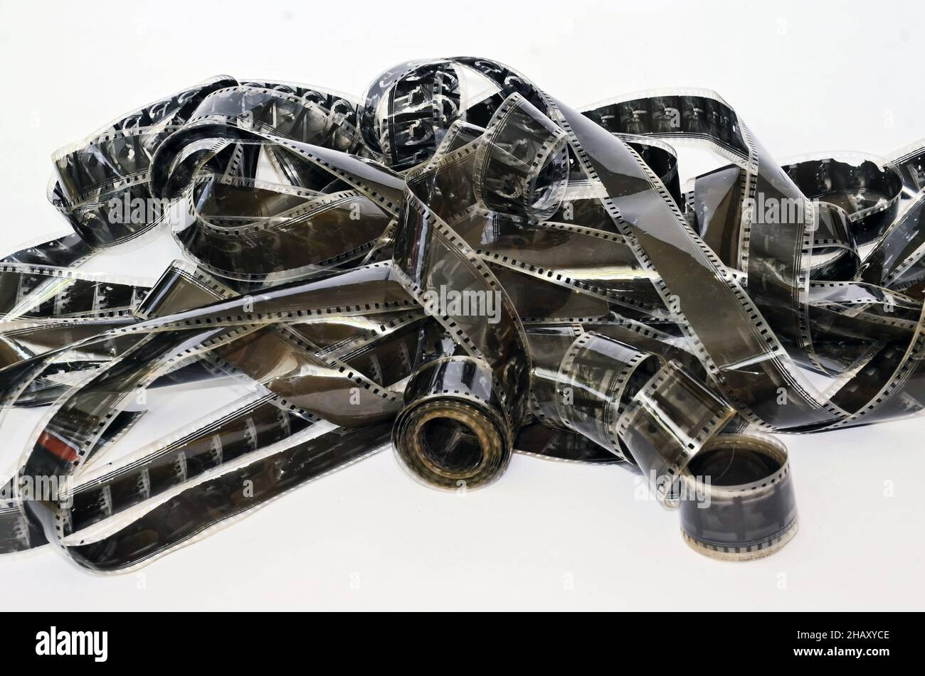 Bulk film 35mm hi-res stock photography and images - Alamy