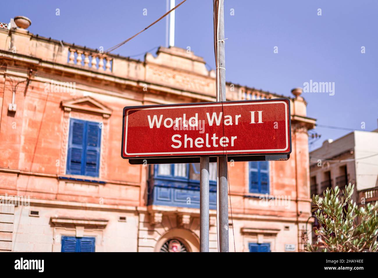 Malta, Mosta: Signboard above the entrance to an air raid shelter. Stock Photo