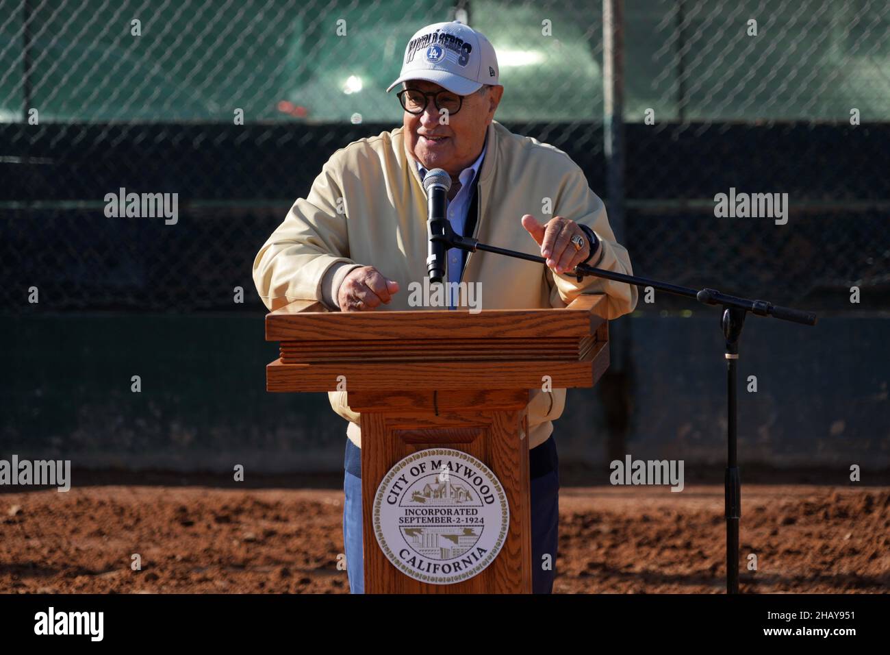 Los Angeles Dodgers Spanish language broadcaster Jaime Jarrin speaks during a Dodgers Dreamfield groundbreaking ceremony at Maywood Park. The project Stock Photo