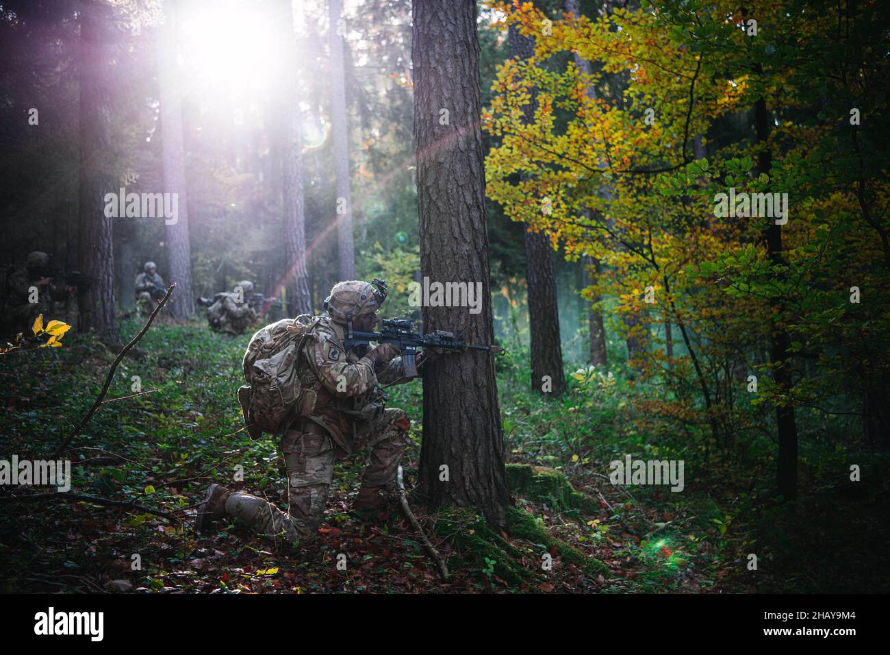 Hohenfels, Germany. 22nd Oct, 2021. A U.S. Army paratrooper assigned to ...