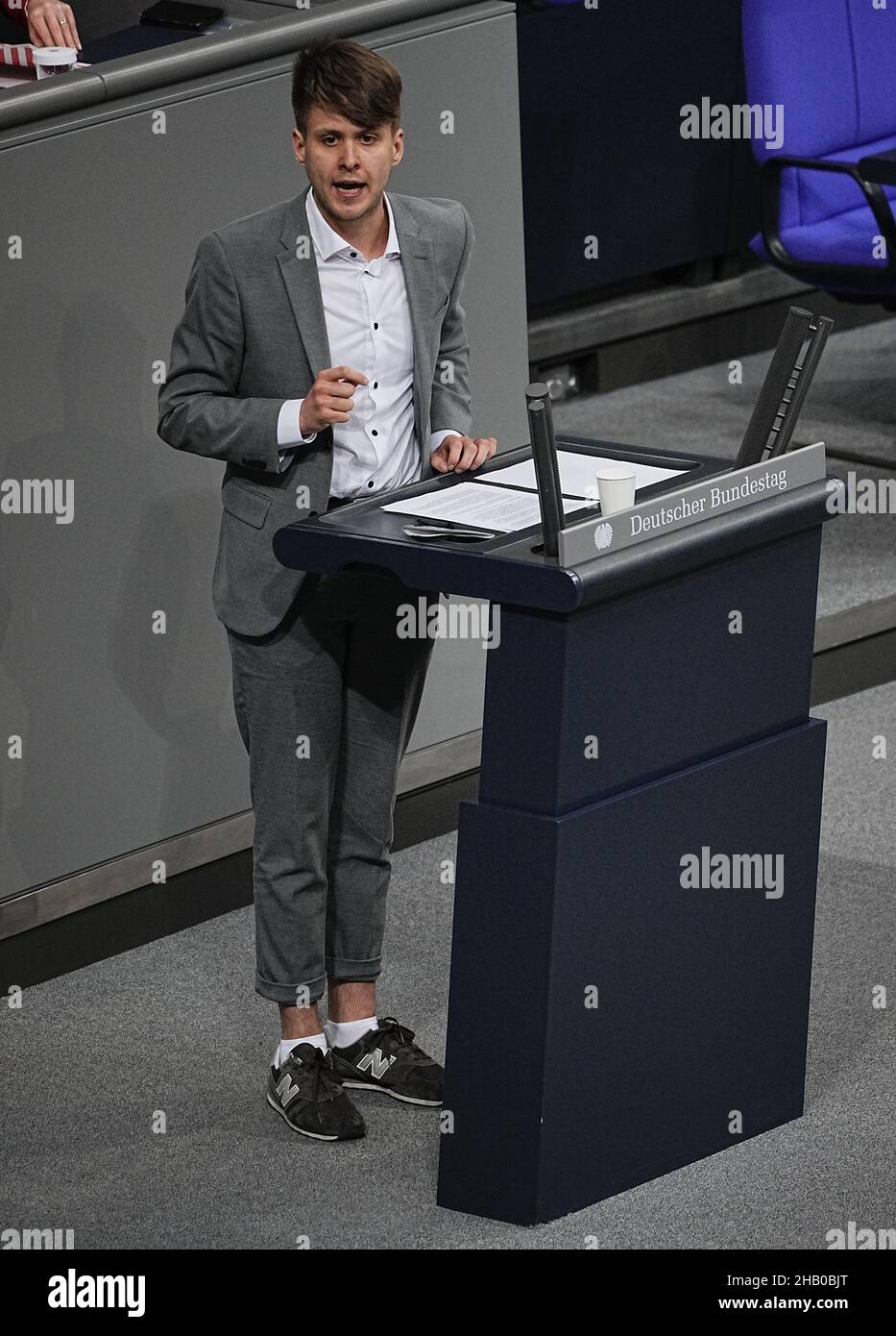 Berlin, Germany. 16th Dec, 2021. Max Lucks (Bündnis90/Die Grünen