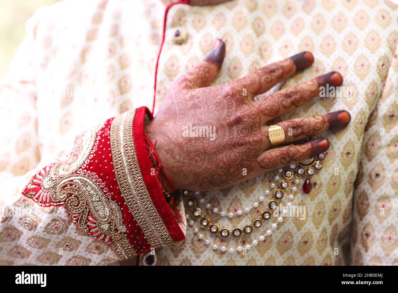 Indian Ring Ceremony Function Stylish Women Salwar Kameez Party Wear Dress  Suits | eBay
