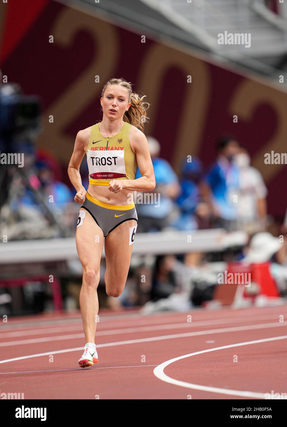 Katharina Trost competing in the 800 meters of the 2020 Tokyo Olympics