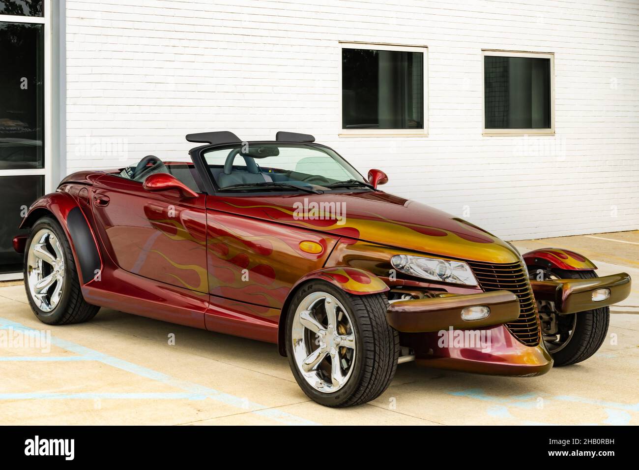 ROYAL OAK, MI/USA - AUGUST 20, 2021: A Plymouth Prowler car on the Woodward Dream Cruise route. Stock Photo