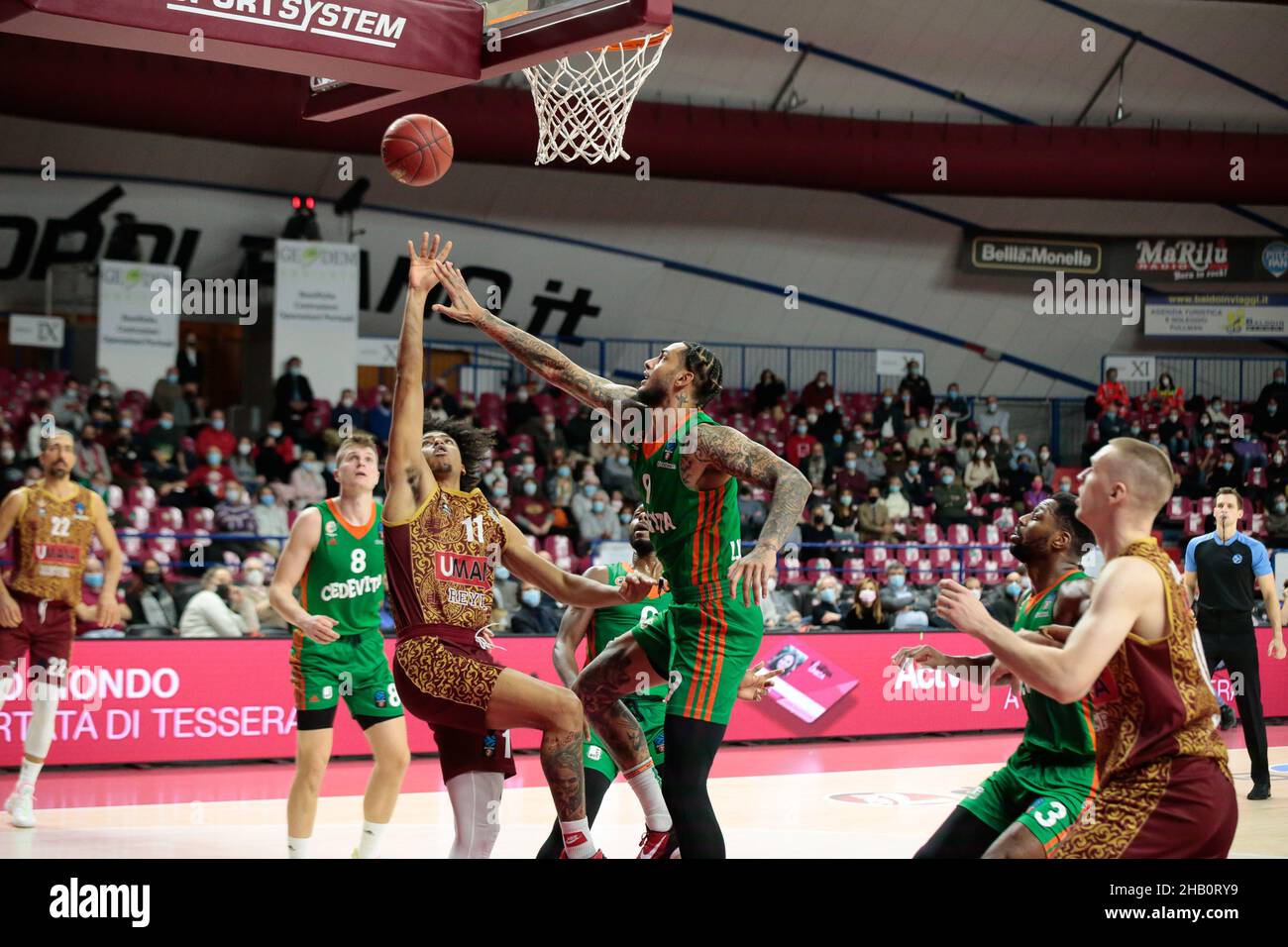 Zach auguste hi res stock photography and images Alamy