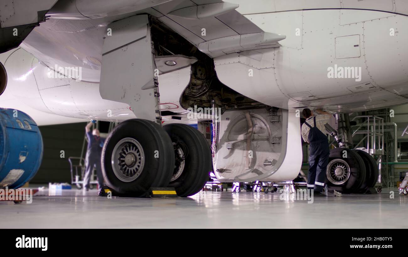 Airplane landing gear wheel. Repair brake of aircraft. Checking