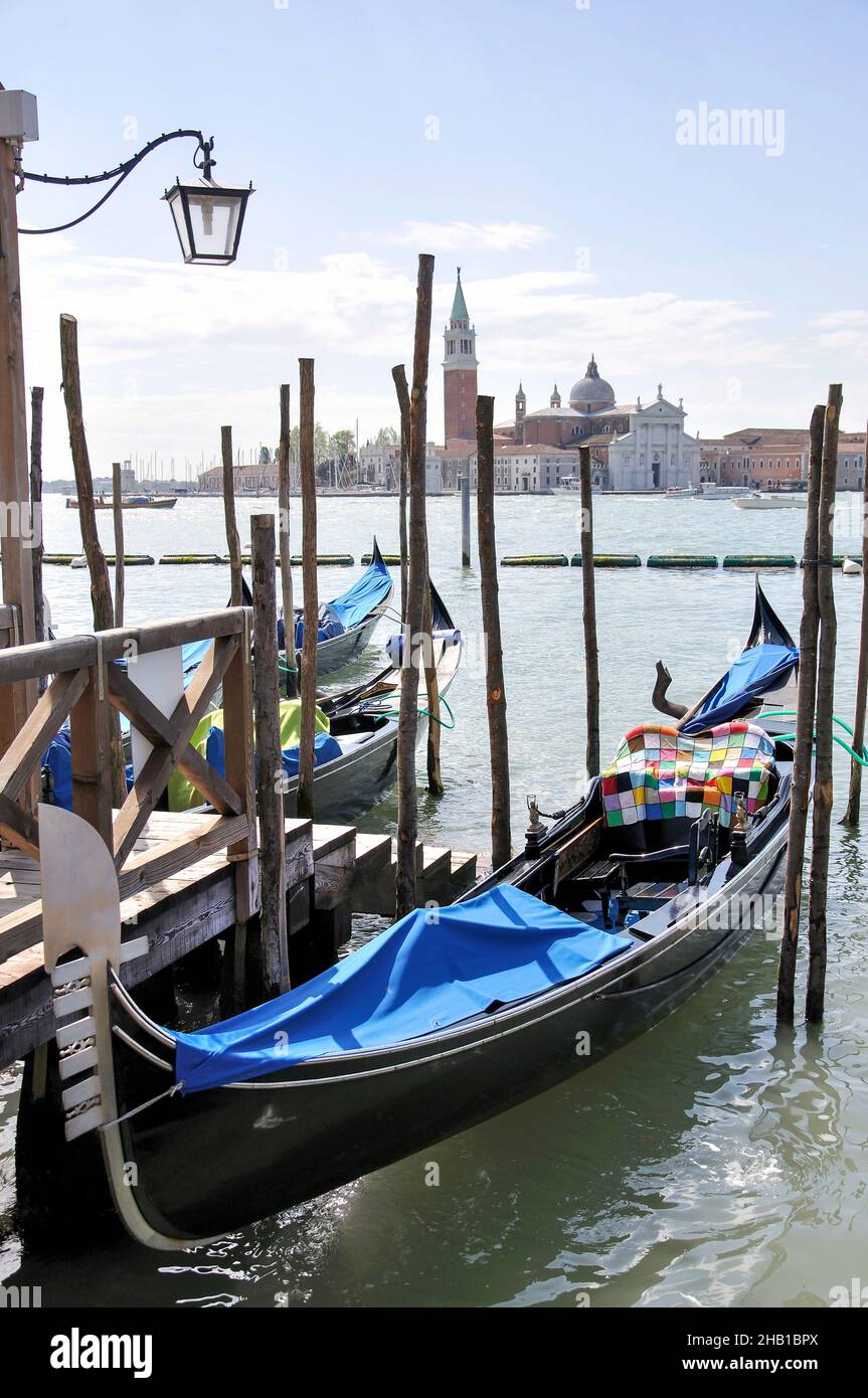 Parked gondolas grand canal hi-res stock photography and images - Alamy