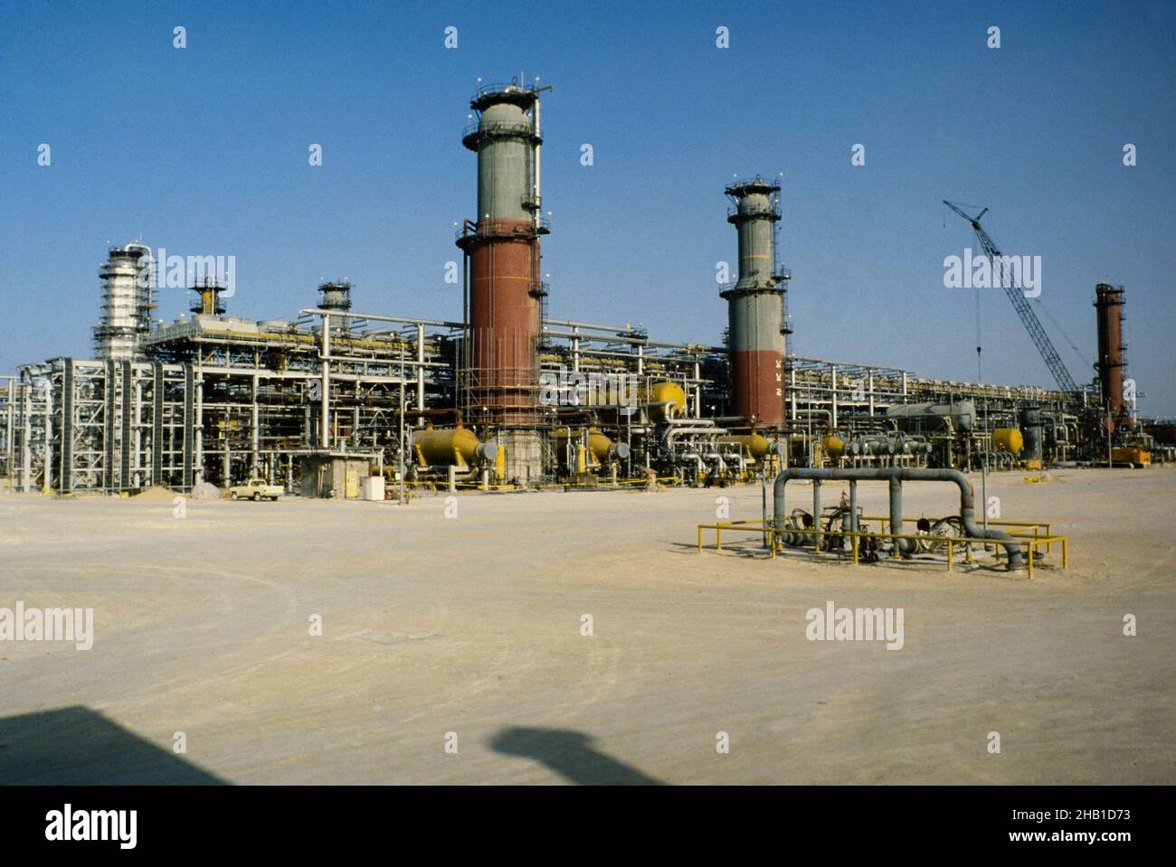 Oil industry in Ras Tanura area, Saudi Arabia,  refinery under construction 1979 Stock Photo