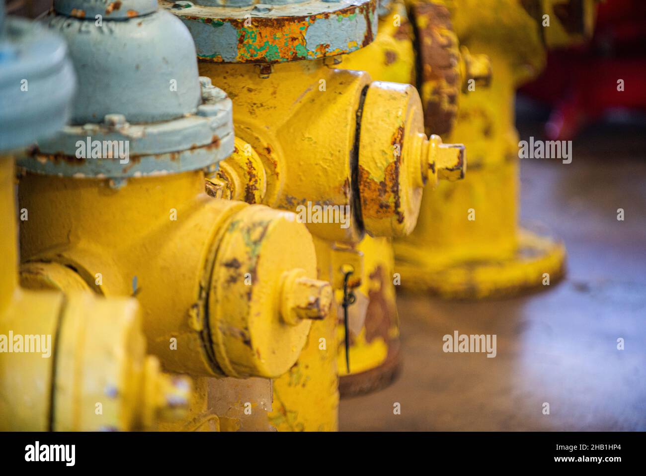 Antique fire hose hires stock photography and images Alamy