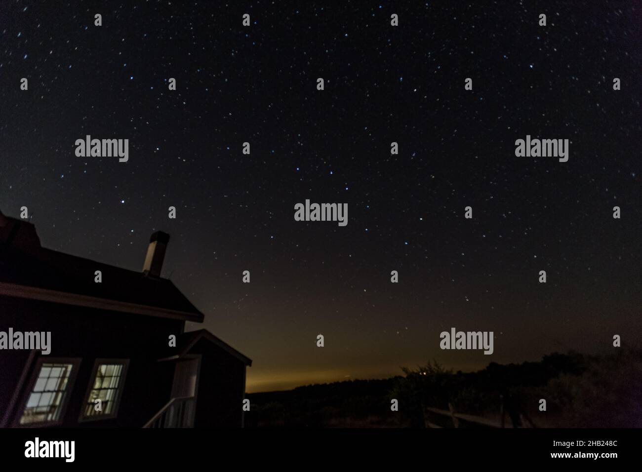 Stars, house night sky Stock Photo - Alamy