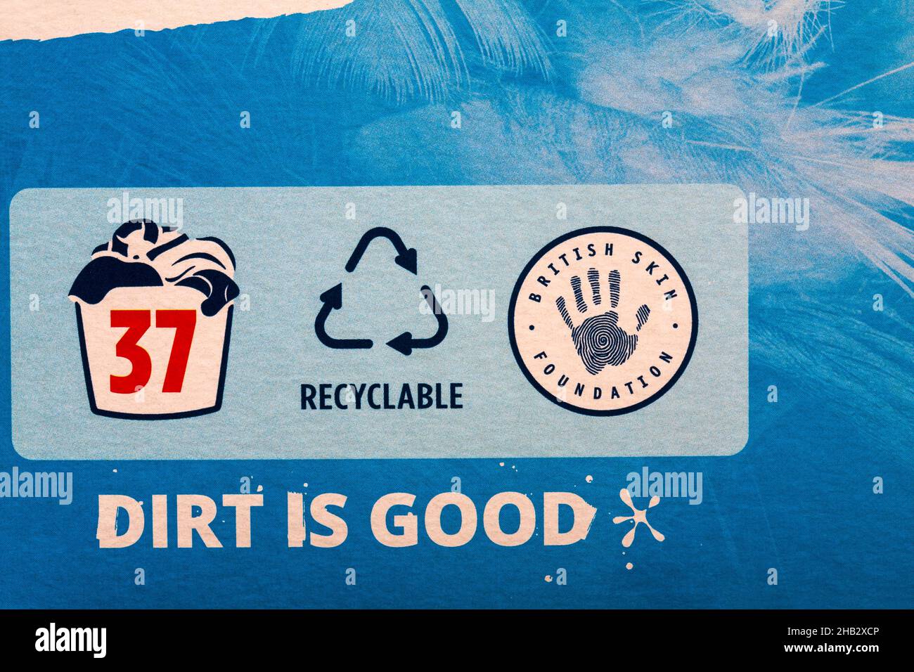 Dirt is Good detail on box of Persil washing powder with recyclable and