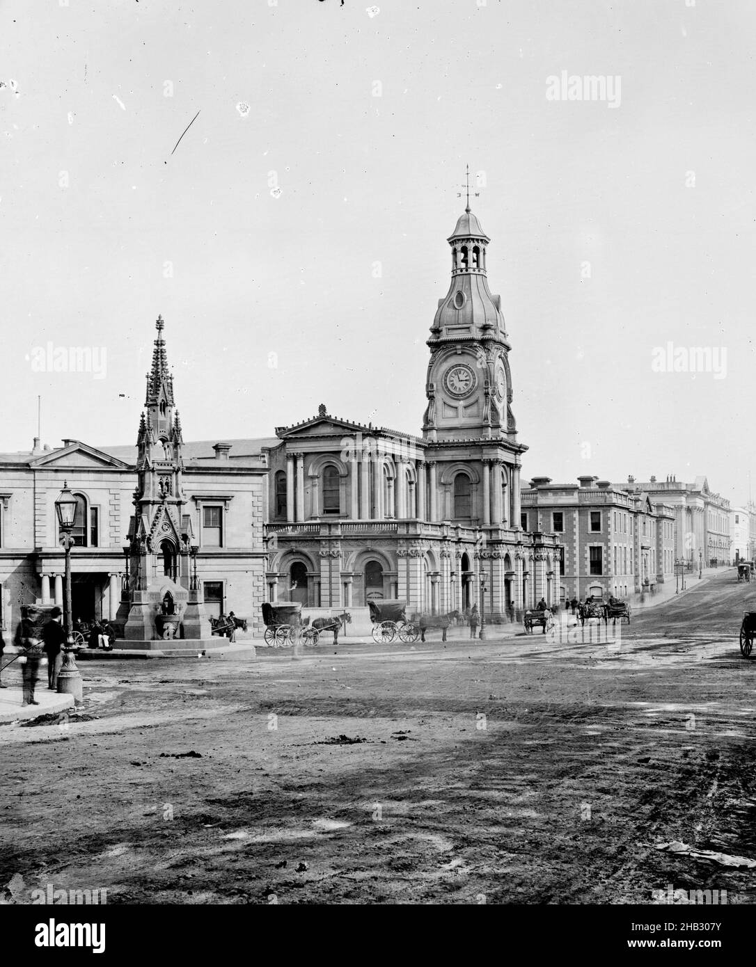 Dunedin, Cargill Monument, Colonial Bank and Post Office, Burton Brothers studio, photography studio, black-and-white photography Stock Photo