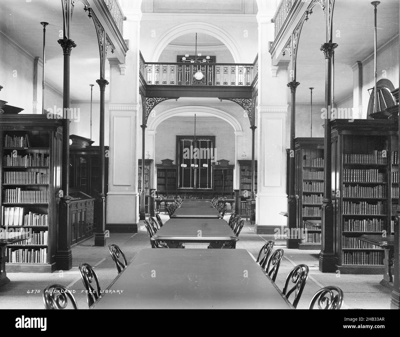 Auckland Free Library, Burton Brothers studio, photography studio, Dunedin, gelatin dry plate process Stock Photo