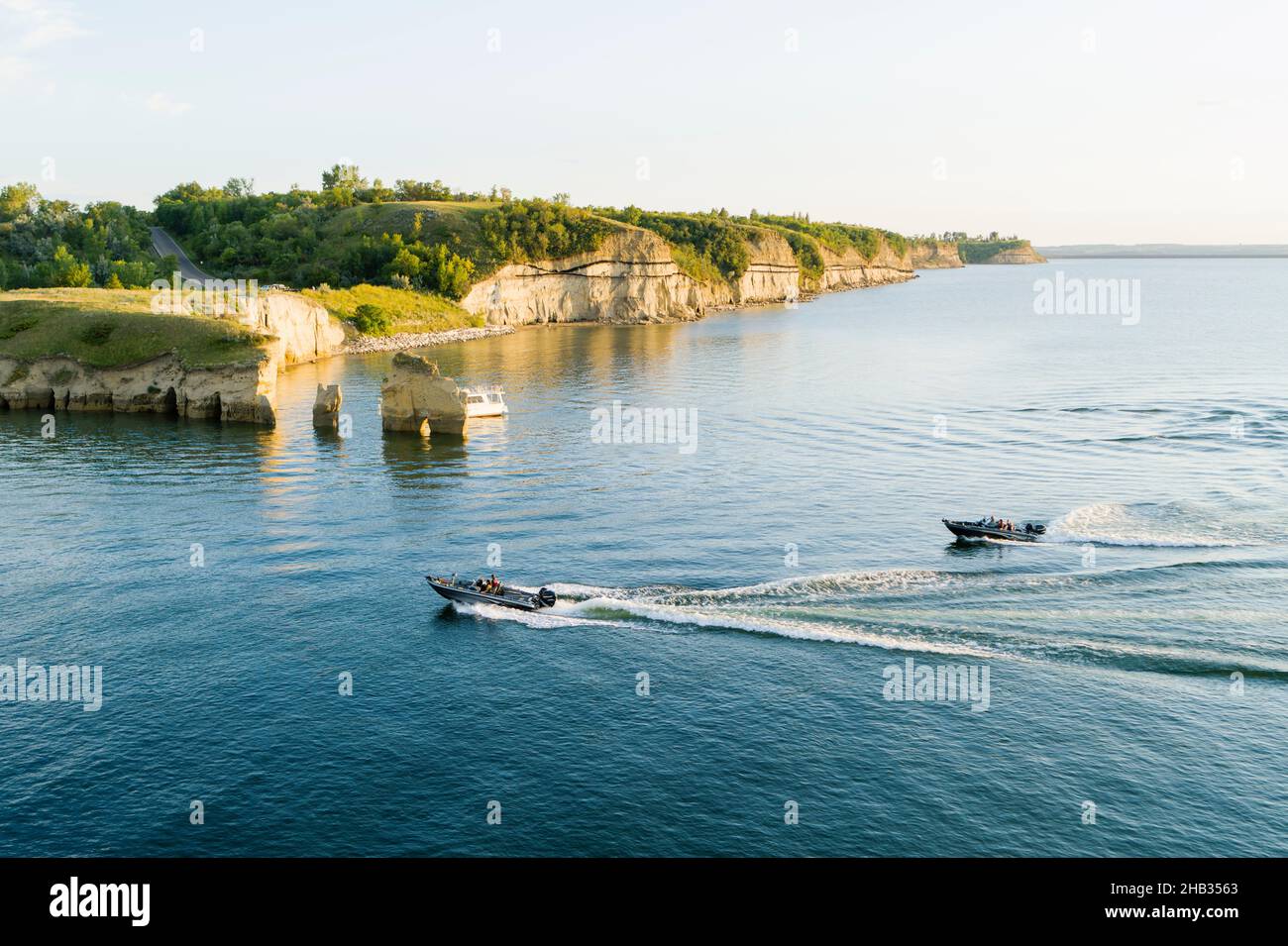 Boats in water at Government Bay in North Dakota Stock Photo Alamy