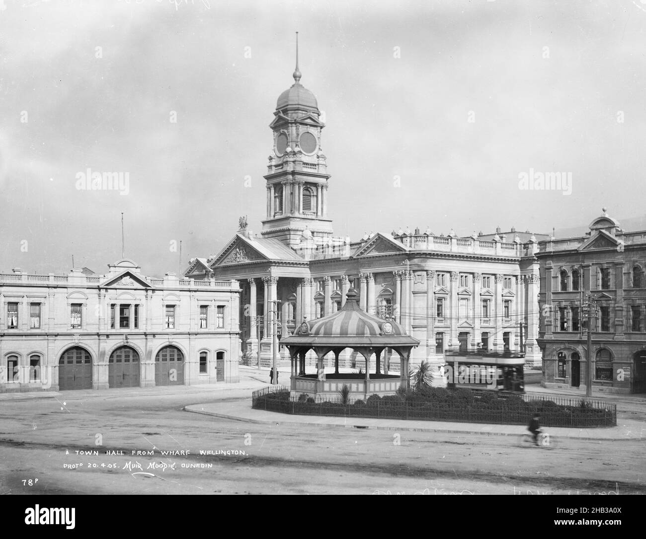 Town Hall from Wharf, Wellington, Muir & Moodie studio, photography studio, circa 1905, Dunedin
