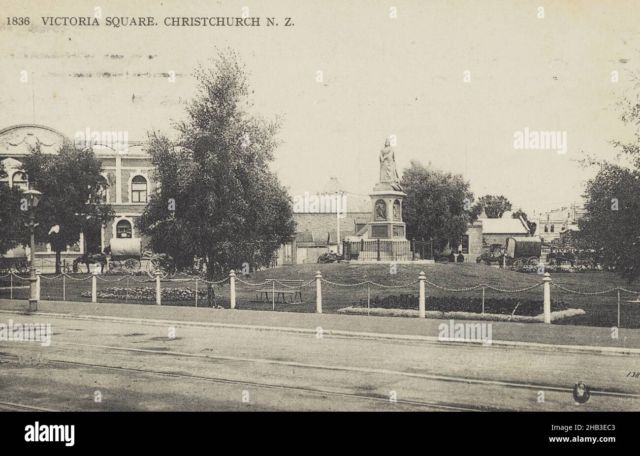 Victoria Square, Christchurch, Muir & Moodie studio, 1913, Christchurch