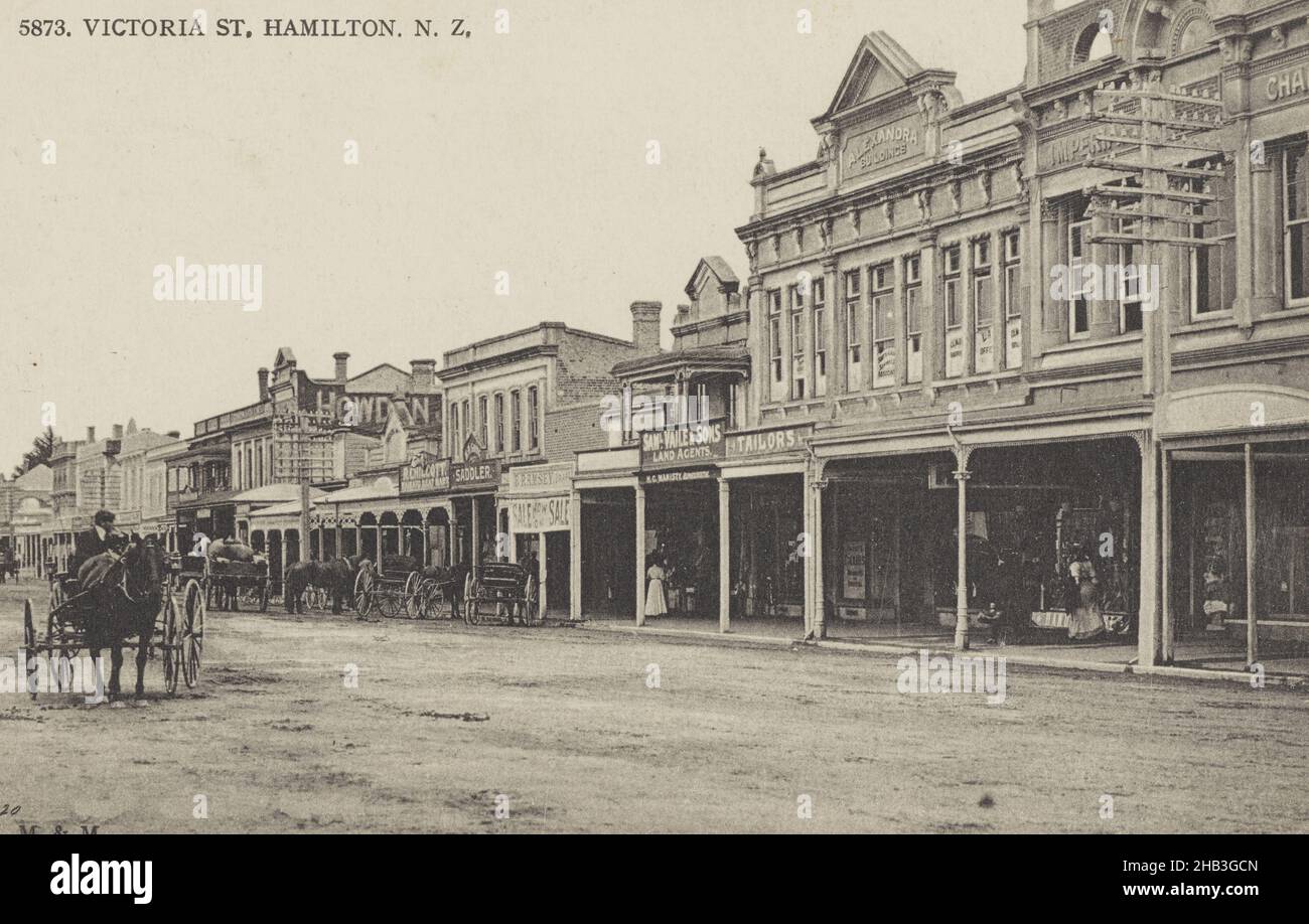 Victoria Street, Hamilton, New Zealand, Muir & Moodie studio, 1909 ...