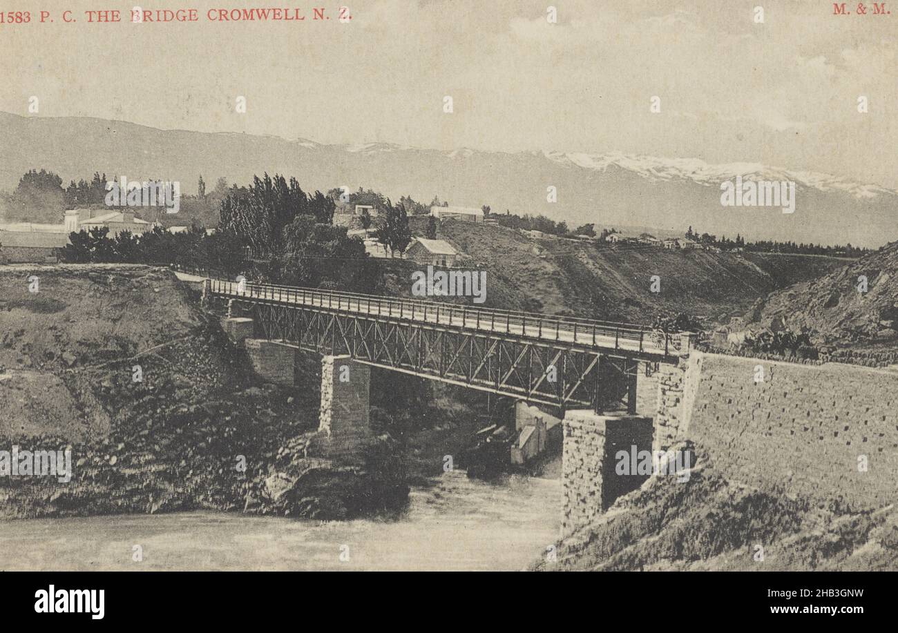 The Bridge, Cromwell, New Zealand, Muir & Moodie studio, 1905, Cromwell Stock Photo