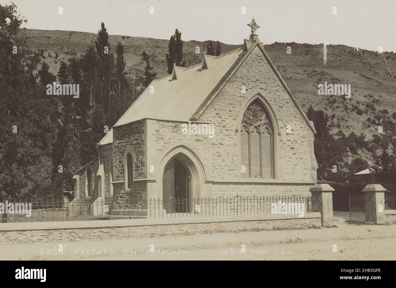 Presbyterian Church, Roxburgh, Muir & Moodie studio, 1911, Roxburgh