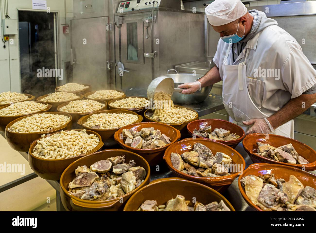 Industrial production of the cassoulet of Castelnaudary, France Stock Photo