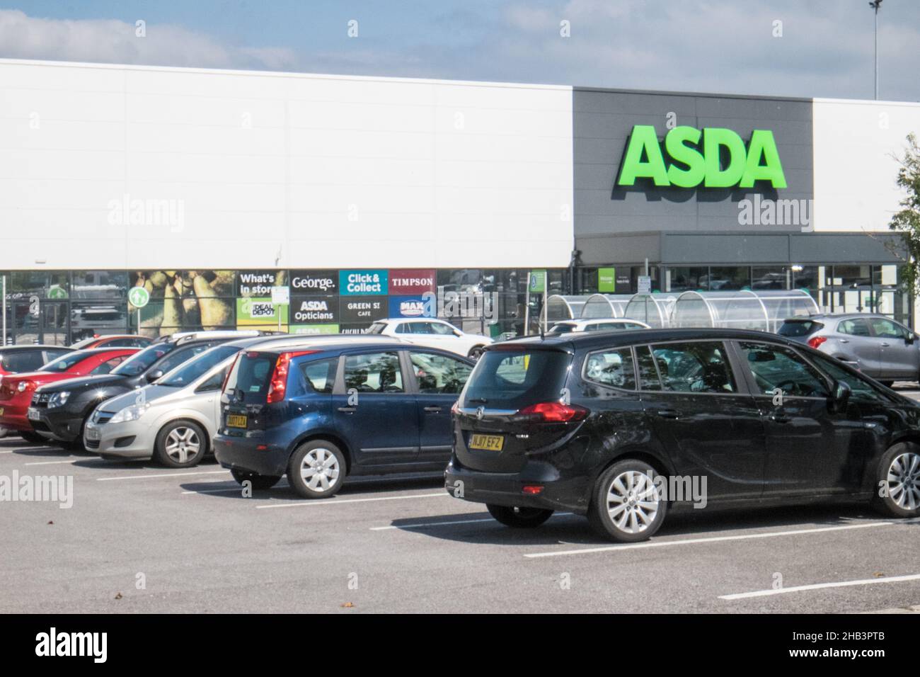 Asda Supercentre High Resolution Stock Photography and Images - Alamy