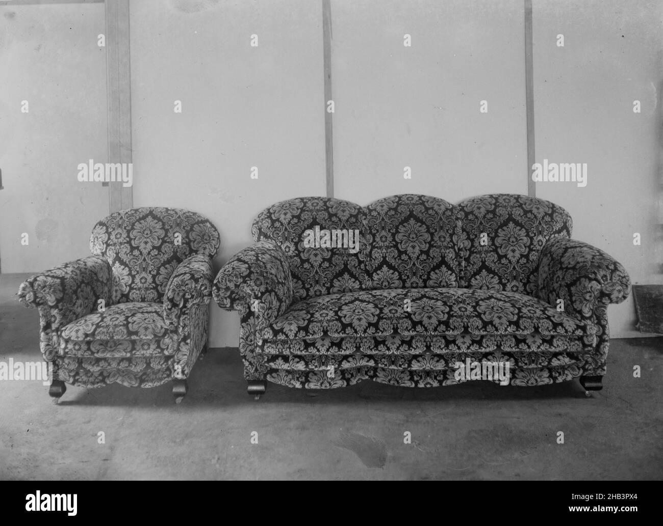 suite of furniture, Berry & Co, circa 1920, Wellington Stock Photo Alamy
