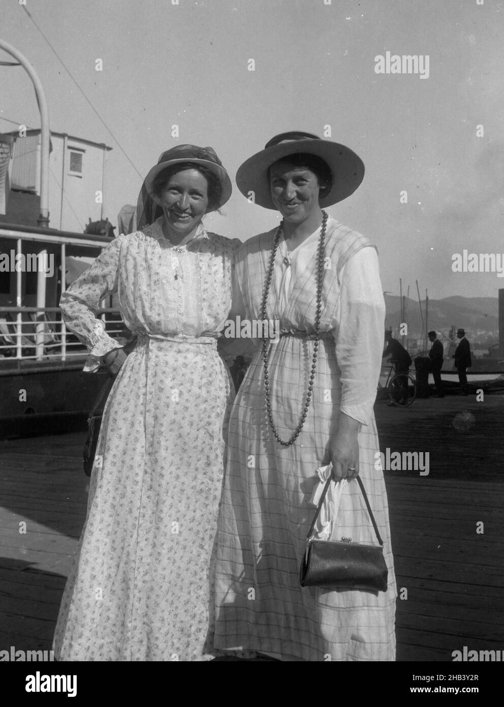 Photos at Island Bay, William Saunderson Cooper, 1917, Wellington Stock Photo