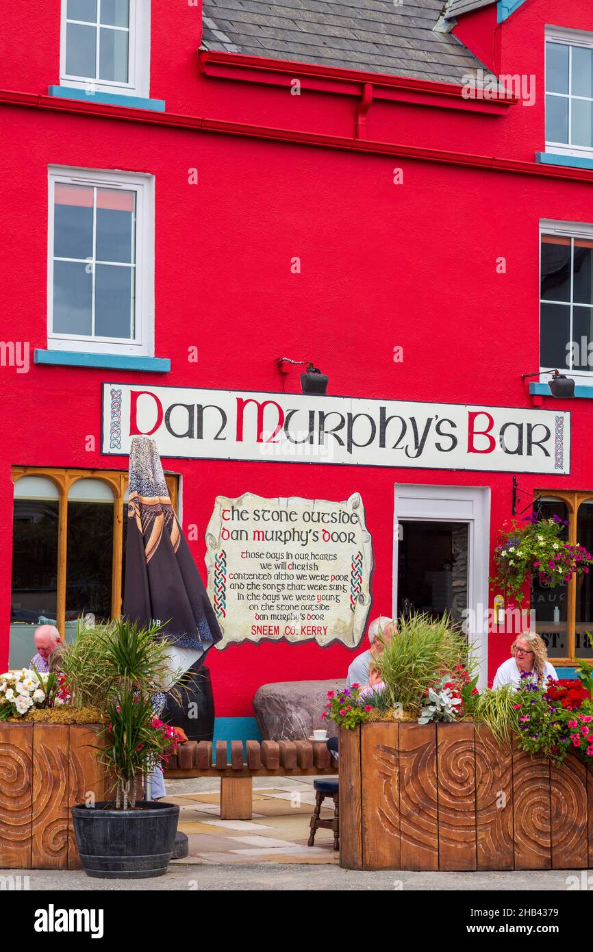 Dan Murphy's Bar, Sneem Village, County Kerry, Ireland Stock Photo Alamy