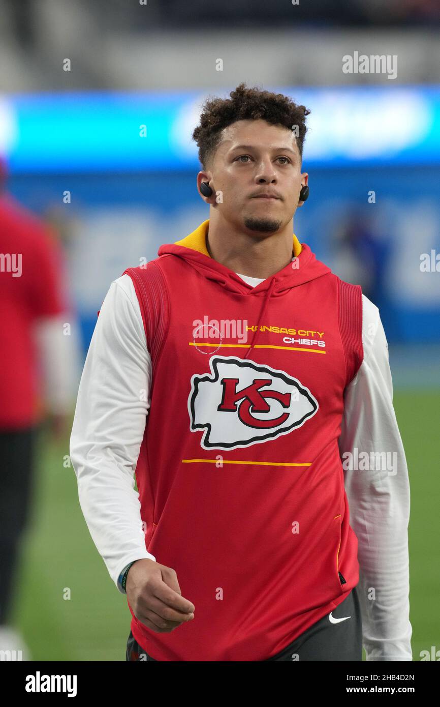 Inglewood, USA. 16th Dec, 2021. Kansas City Chiefs quarterback Patrick Mahomes warms up prior to the start of game against the Los Angeles Chargers at SoFi Stadium on Thursday, December 16, 2021 in Inglewood, California. Photo by Jon SooHoo/UPI Credit: UPI/Alamy Live News Stock Photo