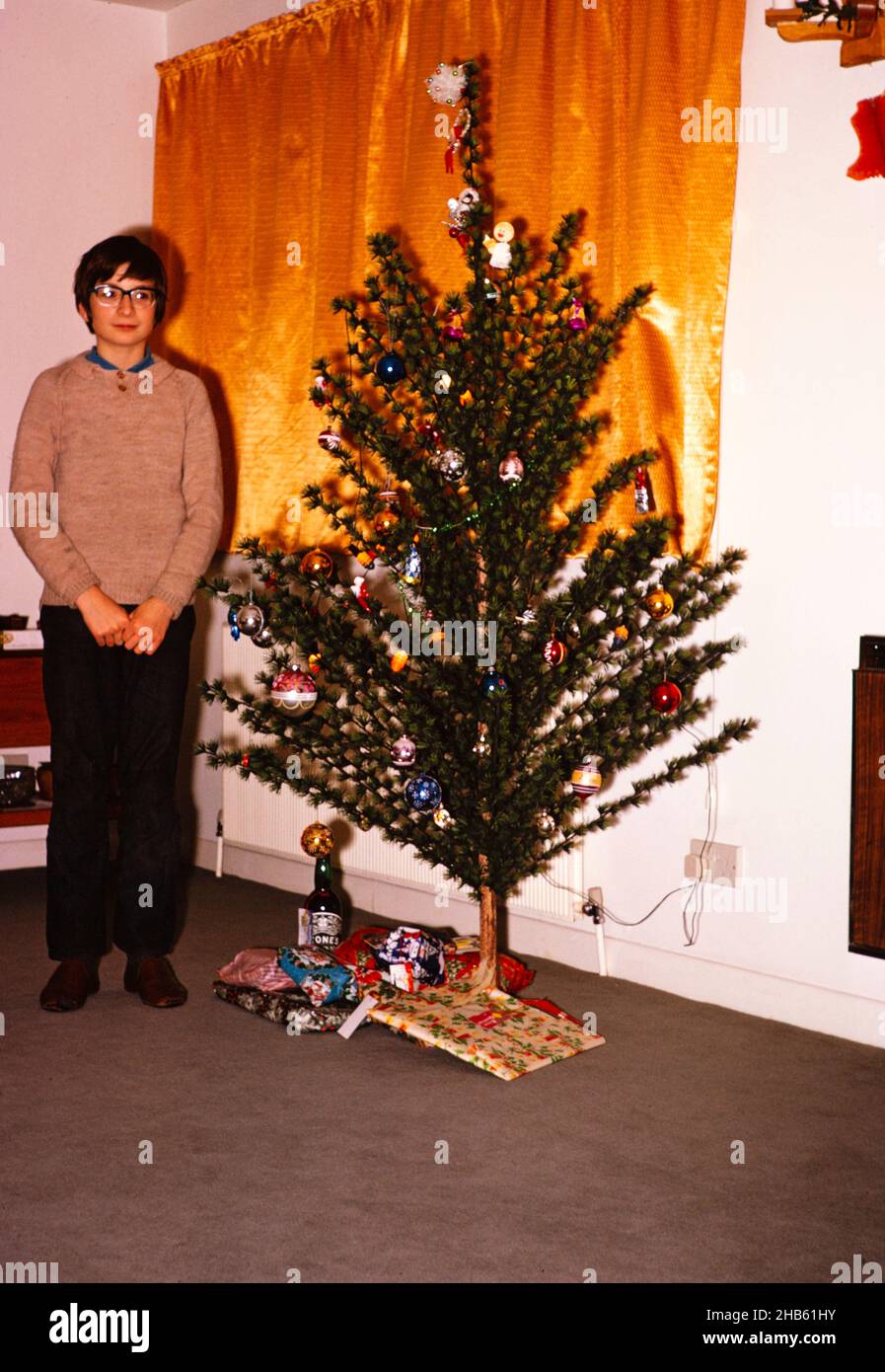 Betty Phillips 2022 Christmas Tree Christmas 1974 High Resolution Stock Photography And Images - Alamy