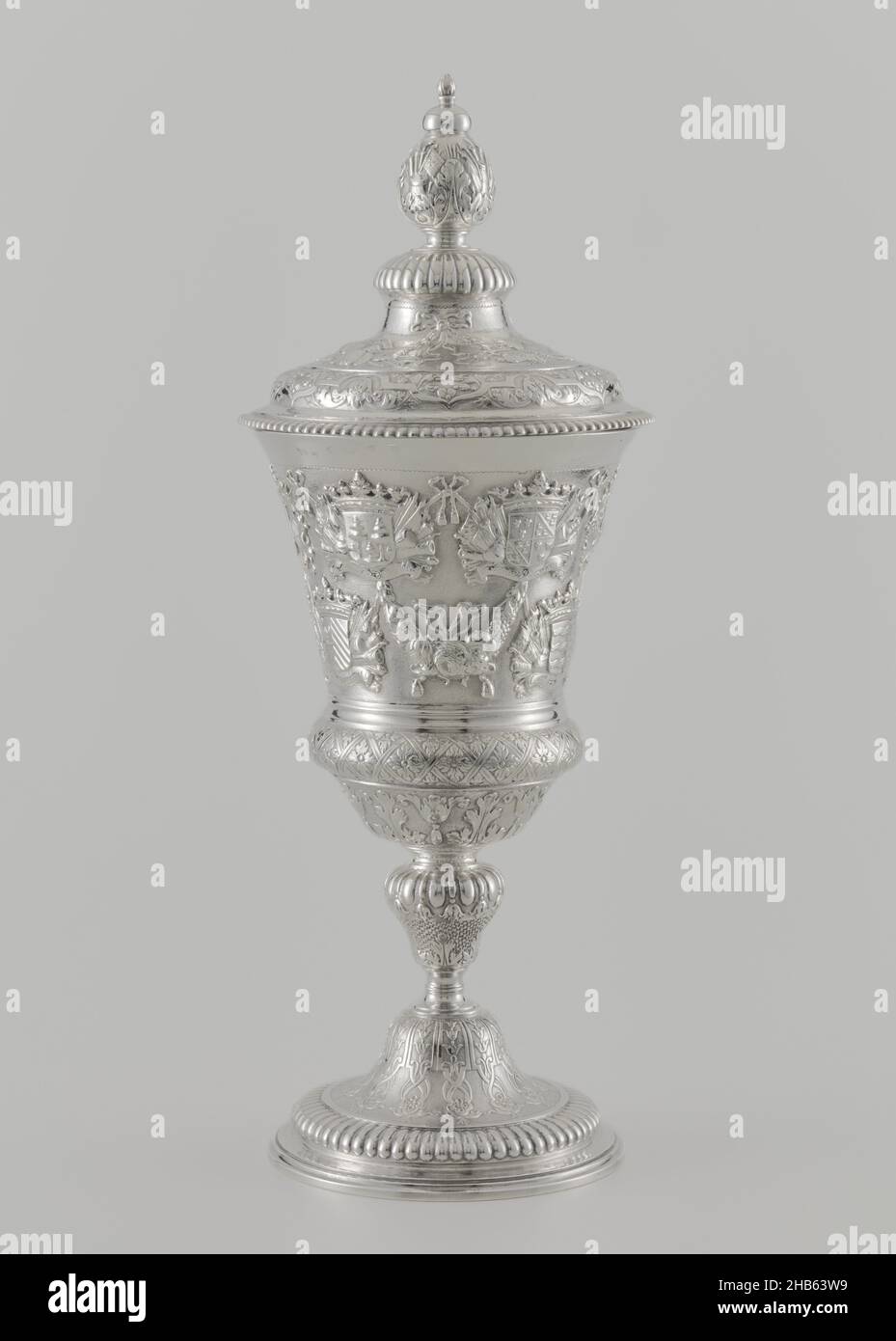 Guild of archers hi-res stock photography and images - Alamy