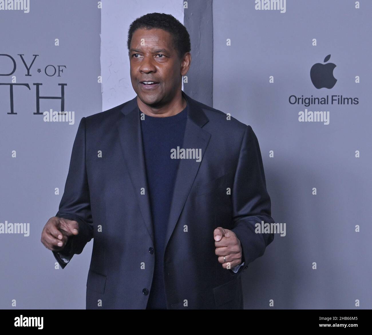 Los Angeles, USA. 17th Dec, 2021. Cast member Denzel Washington attends the premiere of the motion picture historical war thriller 'The Tragedy of Macbeth' at the DGA Theatre in Los Angeles on Thursday, December 16, 2021. Storyline: A Scottish lord becomes convinced by a trio of witches that he will become the next King of Scotland, and his ambitious wife supports him in his plans of seizing power. Photo by Jim Ruymen/UPI Credit: UPI/Alamy Live News Stock Photo