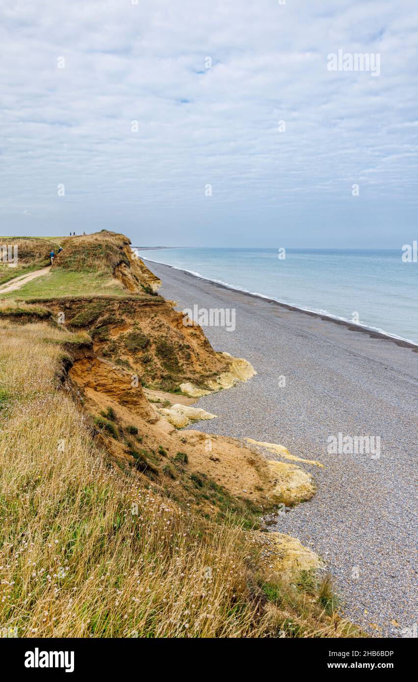 Crumbling paths hi-res stock photography and images - Alamy