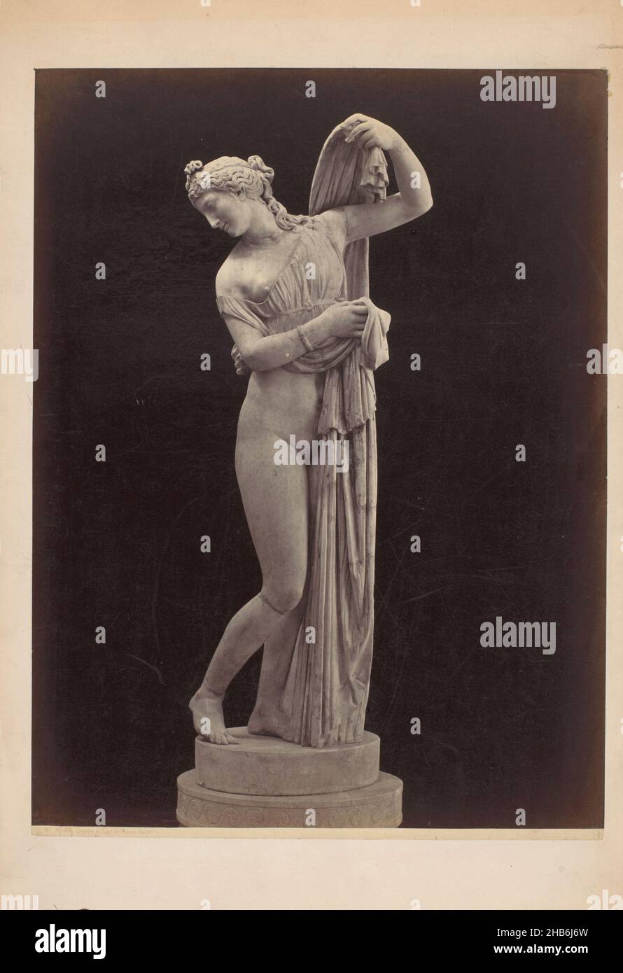 Venus Callipyge in the Museo Nazionale at Naples, Venere galipide Museo Napoli (title on object), anonymous, Museo Nazionale, c. 1875 - c. 1900, cardboard, albumen print, height 370 mm × width 275 mm Stock Photo