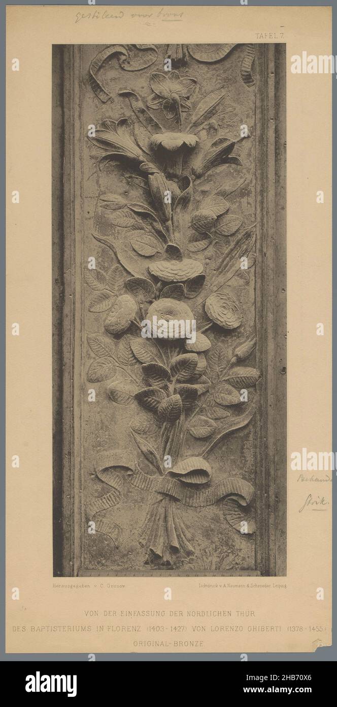 Relief with flowers by Lorenzo Ghiberti, taken from a door of the Baptistry at Florence, VON DER EINFASSUNG DER NÖRDLICHEN THÜR DES BAPTISTERIUMS IN FLORENZ (1403-1427.) VON LORENZO GHIBERTI. (1378-1455.) (title on object), anonymous, printer: A Naumann & Schroeder (mentioned on object), Baptisterium, printer: Leipzig, publisher: Europe, c. 1875 - c. 1900, paper, printing ink, collotype, height 443 mm × width 223 mm Stock Photo