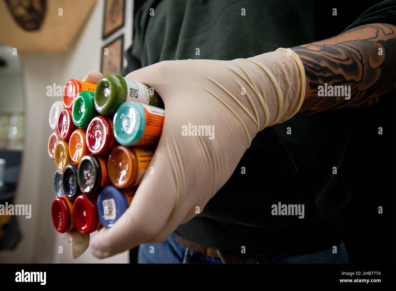 Live tattoo designs hires stock photography and images Alamy