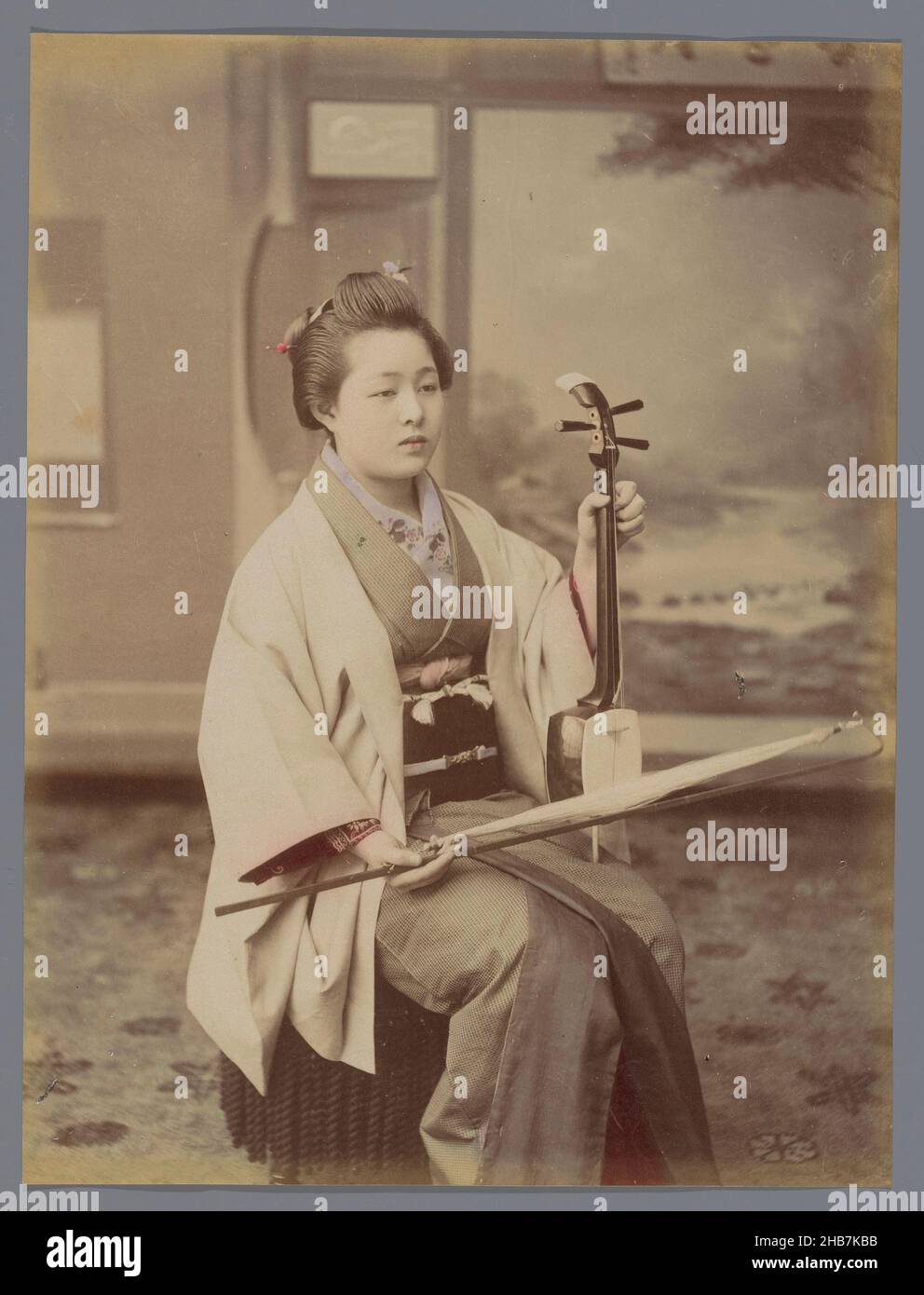 Portrait of an unknown Japanese woman with kokyū, Japanese woman in ...