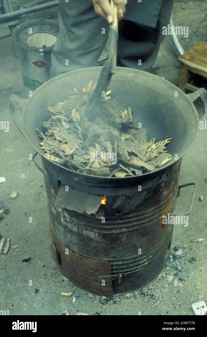 preparation of Chinese alternativ medicine at a chinese Medicine Market in the City center of Xian in the Provinz of Shaanxi in China.  China, Xian, O Stock Photo