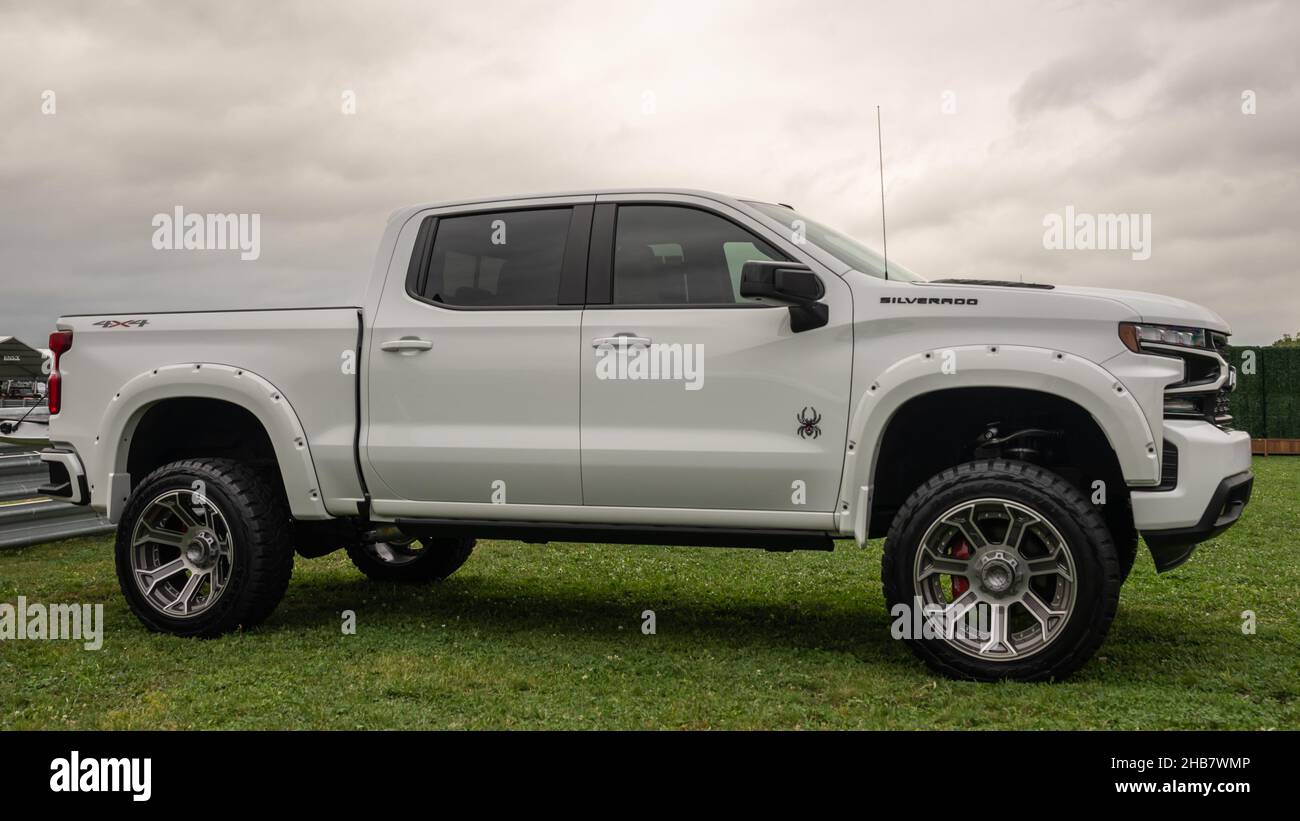 PONTIAC, MI/USA - SEPTEMBER 22, 2021: A 2021 Chevrolet Silverado Black Widow truck at Motor Bella, at the M1 Concourse, near Detroit, Michigan. Stock Photo